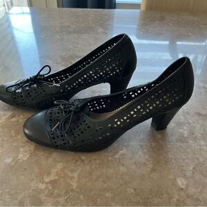 Hush Puppies Elegant Black Women's Heels